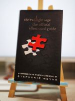 The Twilight Saga: The Official Illustrated Guide